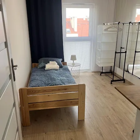 Cosy 3 Close To Main Square Apartment *